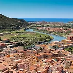 Appartement La Luna Sarda Cozy Coastal Gem In Bosa