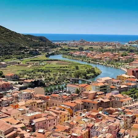 Διαμέρισμα La Luna Sarda Cozy Coastal Gem In Bosa