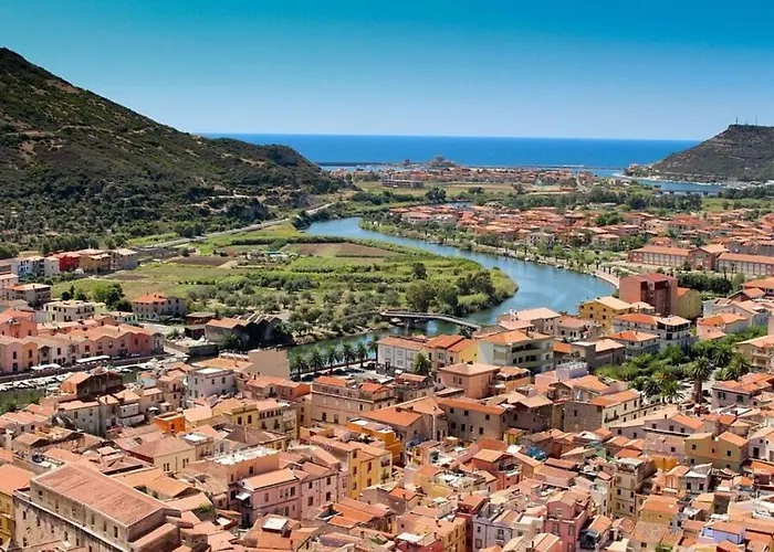 公寓 La Luna Sarda, 布沙滨海