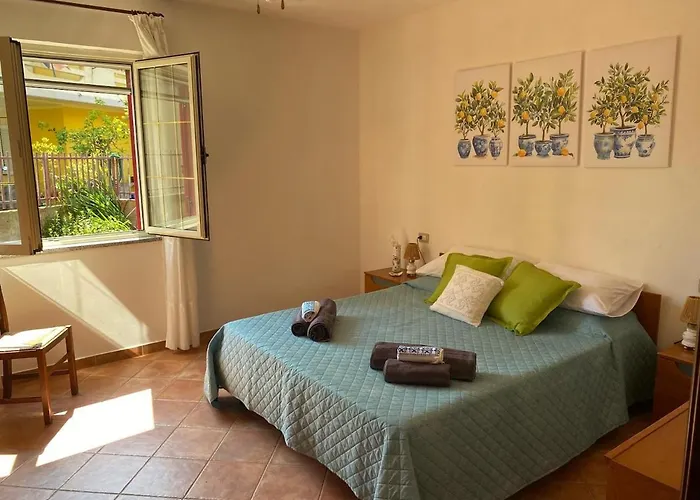 La Luna Sarda, * 布沙滨海